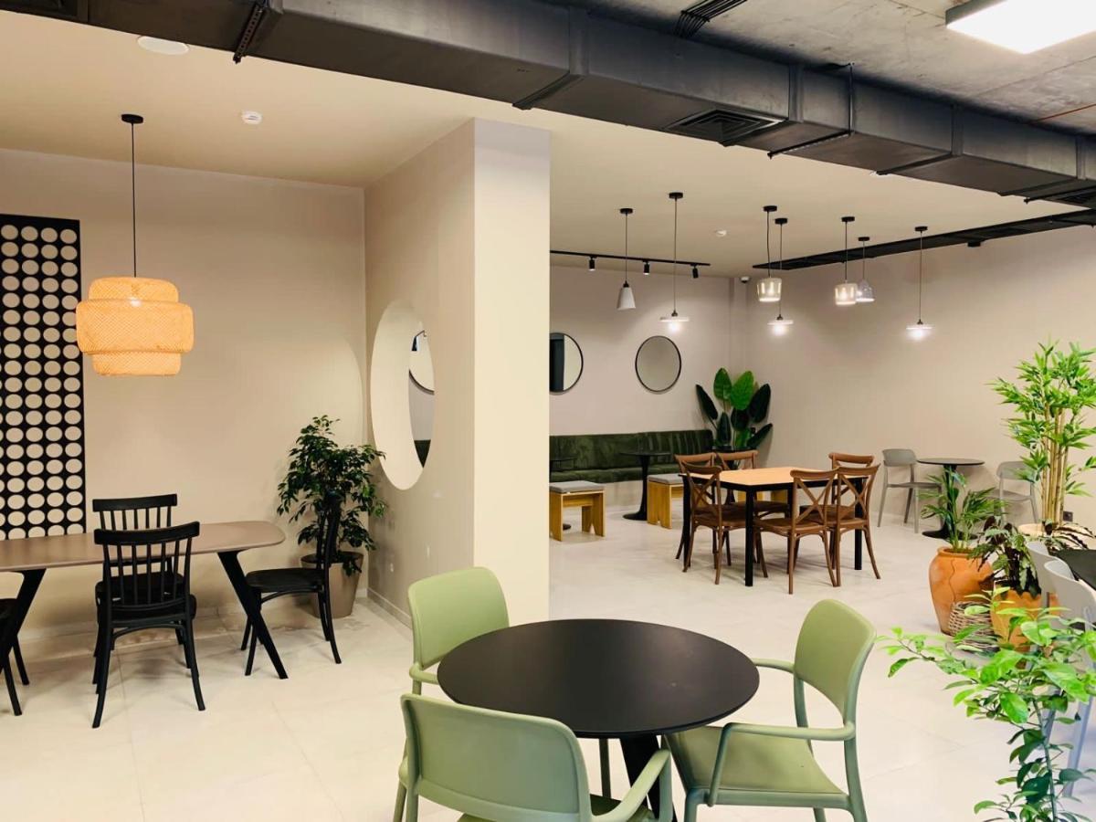 Doors Hotel Тбилиси Экстерьер фото