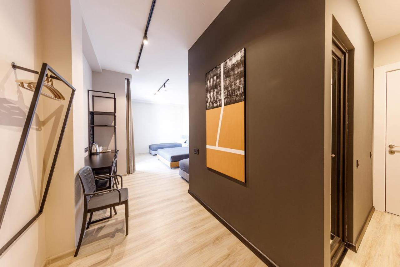 Doors Hotel Тбилиси Экстерьер фото