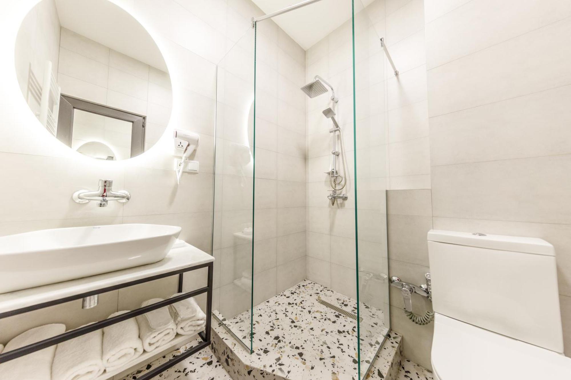 Doors Hotel Тбилиси Экстерьер фото